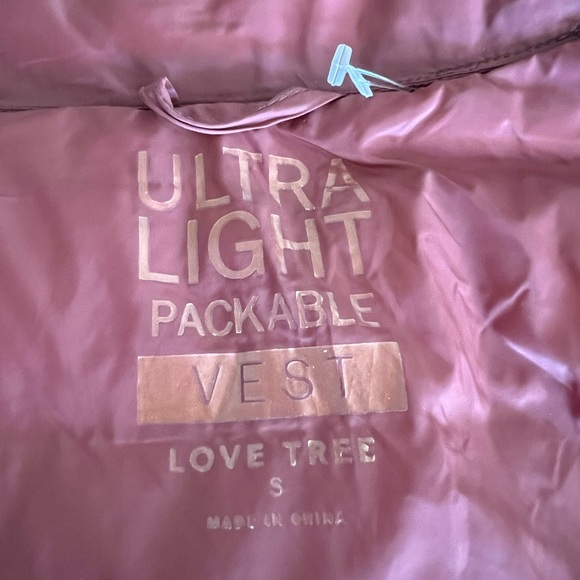 Packable ultra light vest - Picture 7 of 10